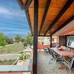 Zlata Apartamento Vir
