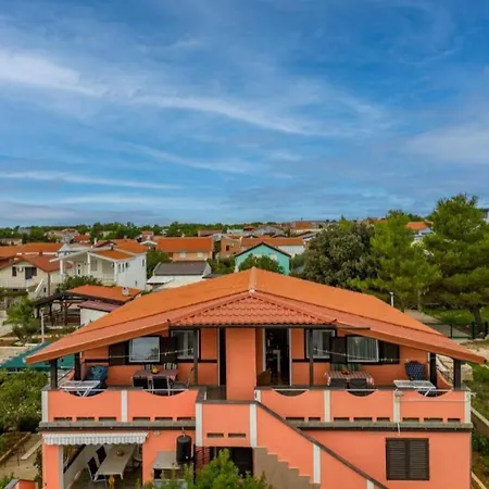 Zlata Apartmán Vir